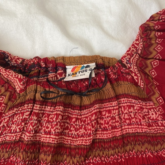 beautiful red dress🍷 - Picture 4 of 5